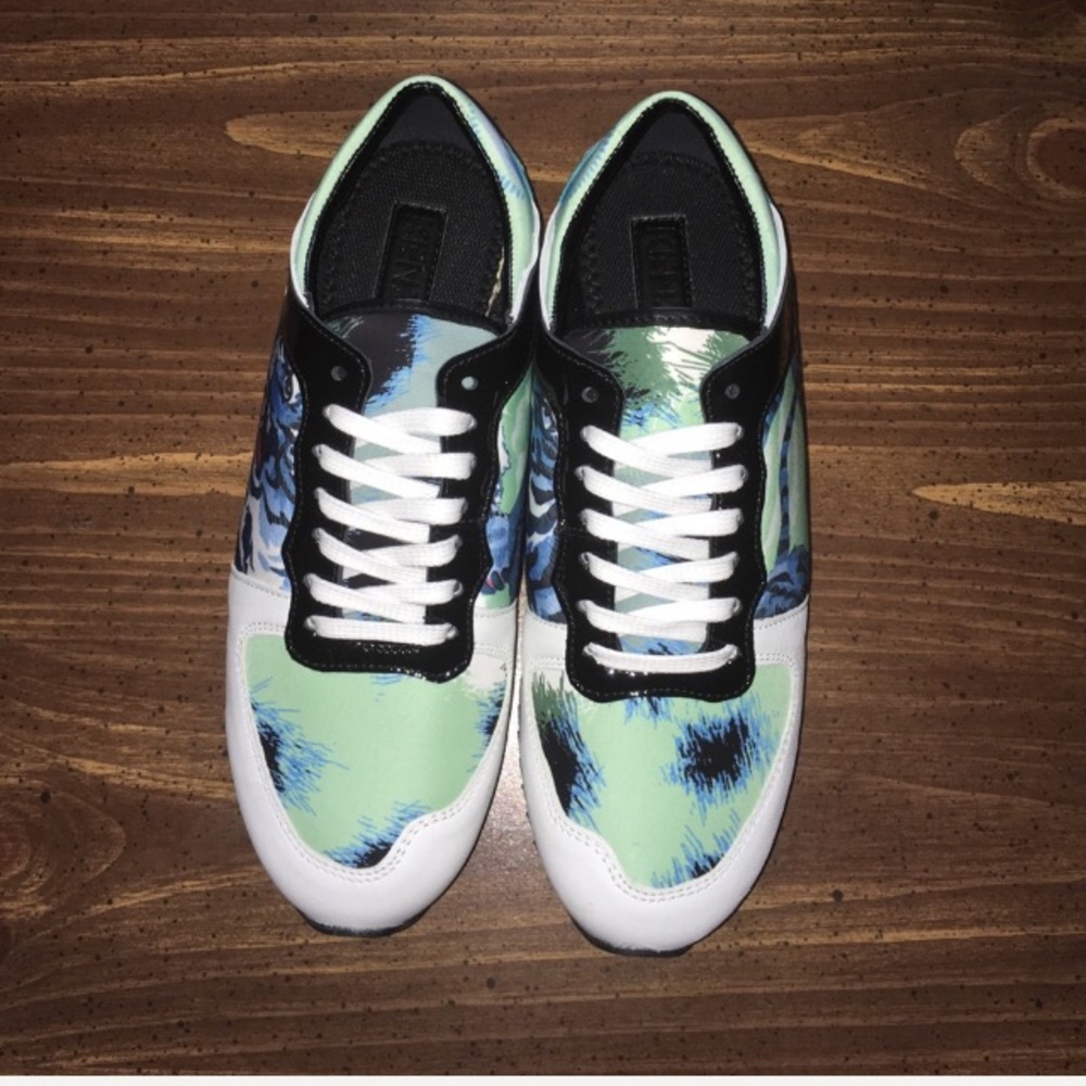 🆕 Authentic Kenzo Women Tiger Print Sneakers